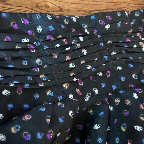 💥5/$25 Crown of hearts skirt in ‎ size medium - Picture 3 of 8